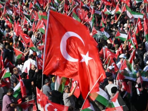 Türkiyədə “Mossad”la əlaqələrdə şübhəli bilinən 33 nəfər saxlanlıb