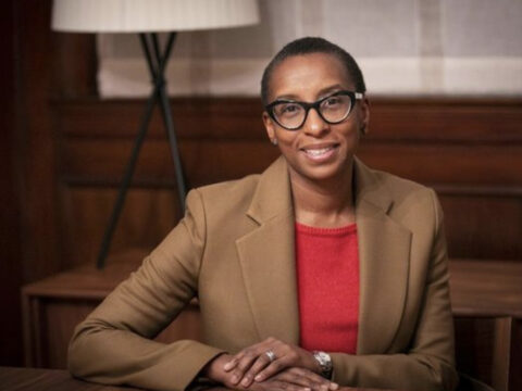 Harvard Universitetinin rəhbəri istefa verməyə məcbur oldu