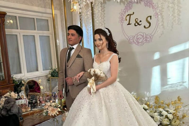 Gəncə terrorunda valideynlərini itirən Sevilin toyudur