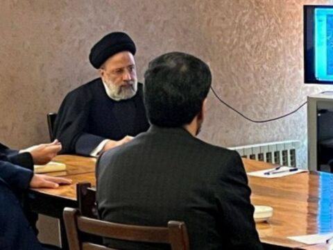 İran Prezidenti terror aktları törədilən şəhərə gedib