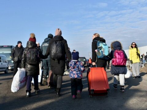 Almaniyada qaçqın müraciətlərinin sayı ötən il ərzində 50 faiz artıb