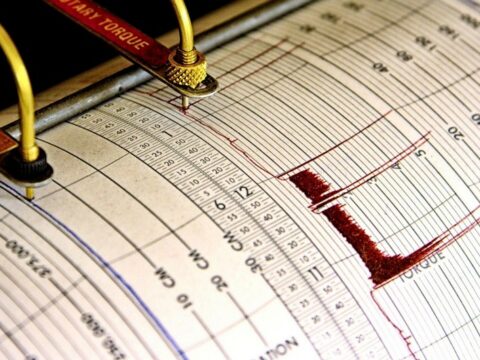 Yunanıstanda zəlzələ baş verib