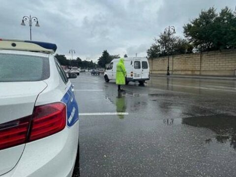 DYP qeyri-sabit hava şəraiti ilə bağlı hərəkət iştirakçılarına müraciət edib