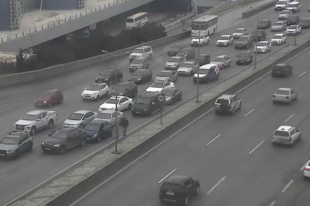 Bakıda qəza sıxlığa səbəb oldu