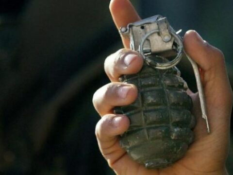 Azərbaycanlı müğənninin maşınına QUMBARA ATIBLAR