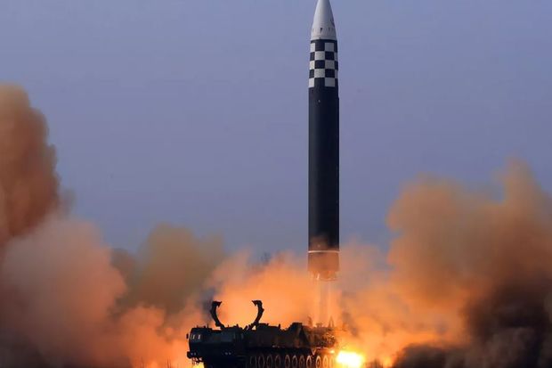 Şimali Koreya 2024-cü ildə ilk ballistik raketini atıb Şimali Koreya 2024-cü ildə ilk ballistik raketini atıb