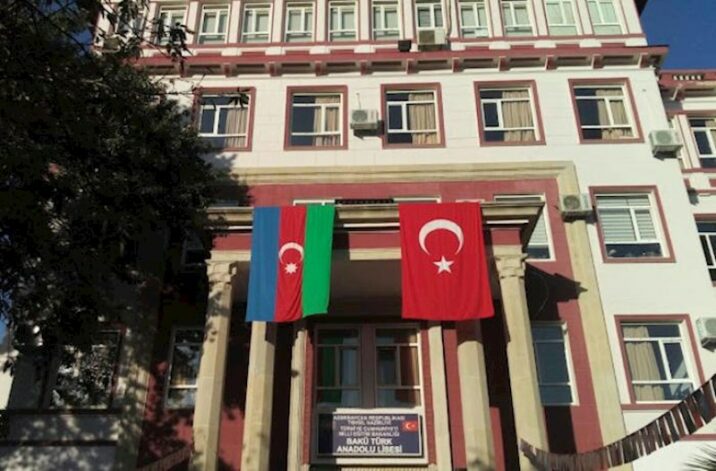 Bakı Türk Anadolu liseyinin müəllimi ölümdən döndü Bakı Türk Anadolu liseyinin müəllimi ölümdən döndü