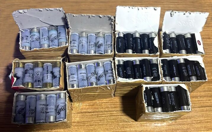 “Sədərək” gömrük postunda yük maşınında 250 ədəd patron aşkar edilib “Sədərək” gömrük postunda yük maşınında 250 ədəd patron aşkar edilib