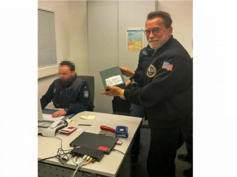 Arnold Şvartsenegger Almaniyada qaçaqmalçılığa görə saxlanılıb – FOTO