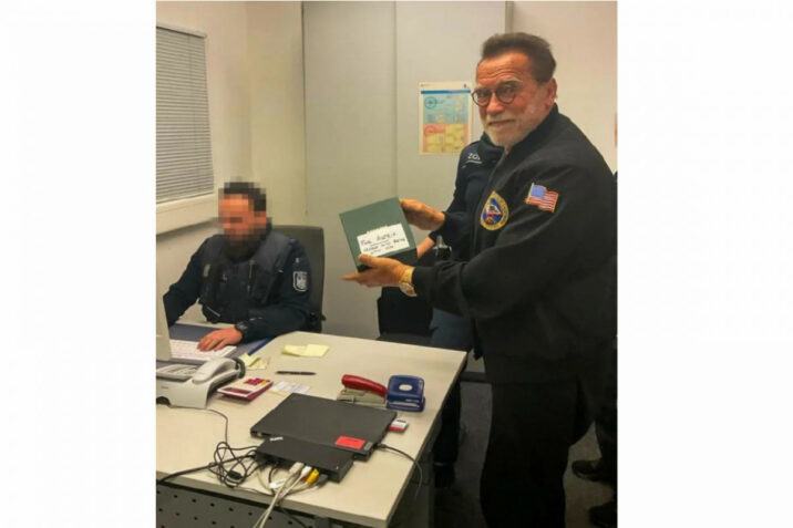 Arnold Şvartsenegger Almaniyada qaçaqmalçılığa görə saxlanılıb – FOTO Arnold Şvartsenegger Almaniyada qaçaqmalçılığa görə saxlanılıb – FOTO
