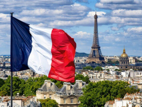 Ermənilərə muxtariyyət verməyən Fransa şiddətlə qınanılmalıdır