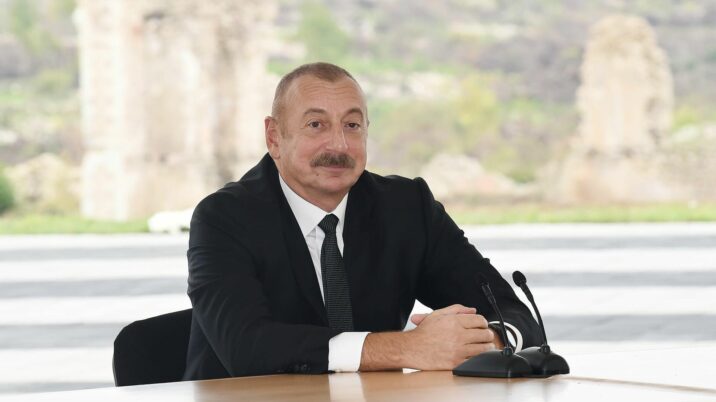 Namizədlər xarici siyasətlə bağlı nələr vəd edir? Namizədlər xarici siyasətlə bağlı nələr vəd edir?