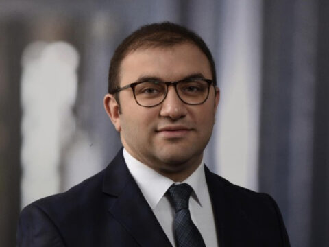 “Yeni dövrün prezident seçkiləri ilə başlaması labüd idi”