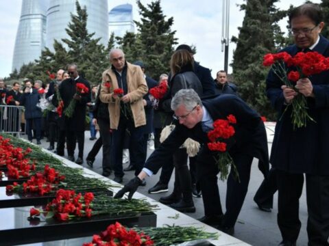 Britaniya səfiri 20 Yanvar faciəsi ilə bağlı Azərbaycana başsağlığı verib