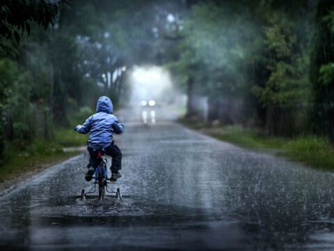 Qeyri-sabit hava ilə əlaqədar magistral yollarda görünüş məsafəsi məhdudlaşacaq