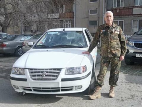 Prezidentdən ali məktəb müəlliminə jest