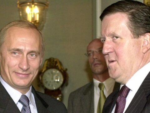 “Putun məndən Rusiyanın nə zaman NATO-ya dəvət ediləcəyini soruşurdu”