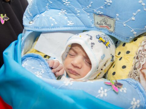 Şəhidin övladı dünyaya gəldi – FOTO