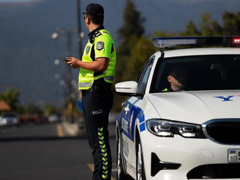 Yol polisi yük avtomobili sürücülərinə çağırış etdi