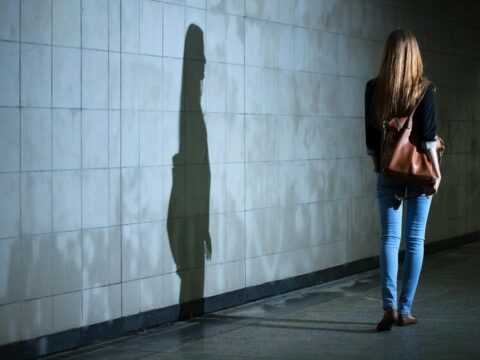 Bakıda sığınacağa yerləşdirilən qız itkin düşüb