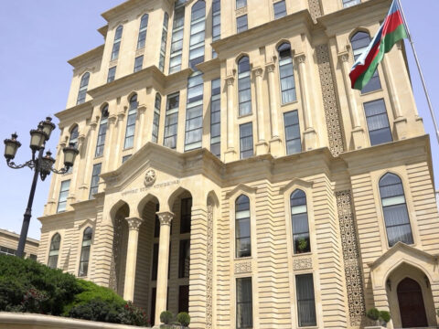 Dairə seçki komissiyalarının informasiya texnologiyaları üzrə mütəxəssisləri üçün seminarlara başlanılıb