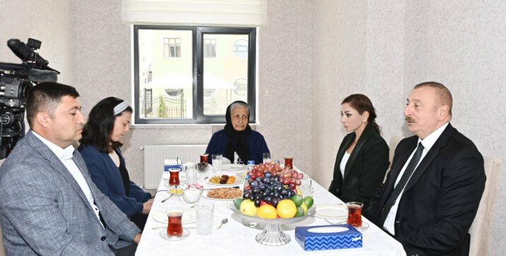 Gözəl gələcəyi ancaq İlham Əliyevlə görürəm