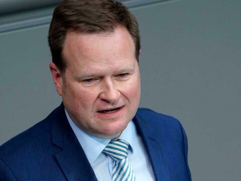 Sözü ilə əməli düz gəlməyən Şvabe: AŞPA-nın ikiüzlülüyü və qərəzi bitmir