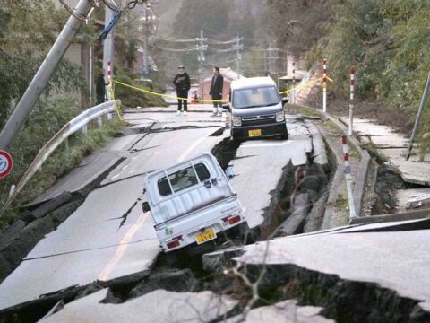 Yaponiyada zəlzələ qurbanlarının sayı 236 nəfərə çatıb