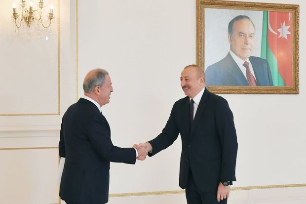 İlham Əliyev Hulusi Akarı qəbul etdi – FOTO İlham Əliyev Hulusi Akarı qəbul etdi – FOTO