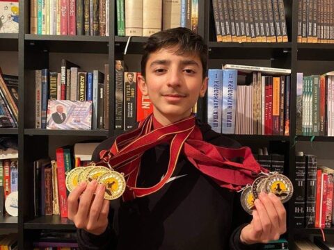12 qızıl medal qazanan şuşalı Murad: ABŞ və ya Avropada oxumaq istəyirəm
