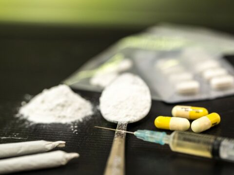 Narkotik istifadəçilərinin sayı artıb – SƏBƏB 