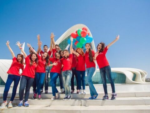 Azərbaycanda gənclərin sayı açıqlanıb