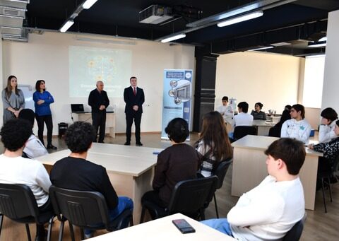 Peşə Təhsil Mərkəzində “Emosional-psixoloji vəziyyətə dair maarifləndirmə” təlimlərinə start verilib