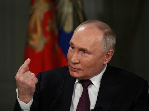 Putinə qarşı nasizmin dirçəldilməsi ittihamı ilə iddia qaldırılıb