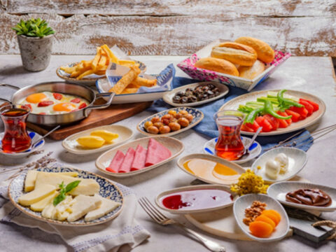 Səhər yeməyi yemək MƏCBURİ DEYİL