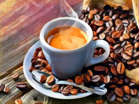 Orqanizmdə qəhvə çoxluğu ürəyi məhv edir