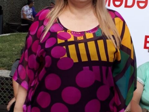 “Müğənni efirdə deyir ki, qaynanamın üzünü cırdım, xalq artistləri qoca yaşlarında soyunurlar”-efirlərdən uzaq düşən məşhur müğənni-FOTO+ÖZƏL