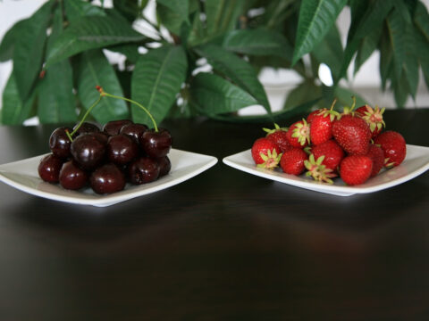 Bazarlarda 200-250 manata olan meyvələr: Cibə və sağlamlığa ZİYANDIRMI?