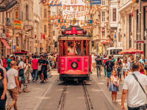 İstanbulda yaşamaq neçəyə başa gəlir?