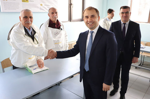 “Təhsil alacağımı deyəndə mənə qəribə baxdılar”