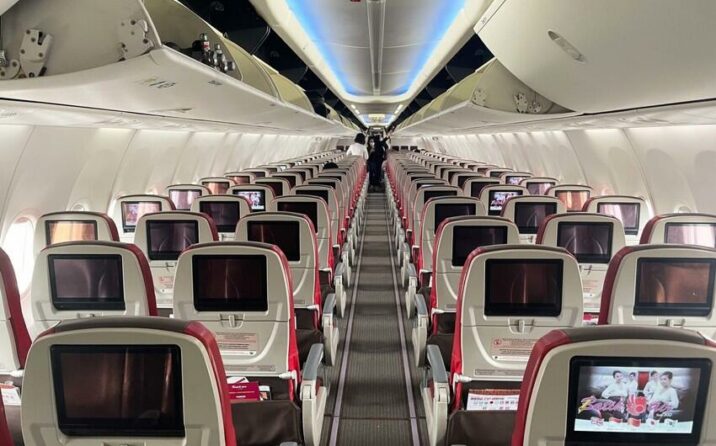 Pilot uçuş zamanı yuxuya getdi, sərnişinlər…