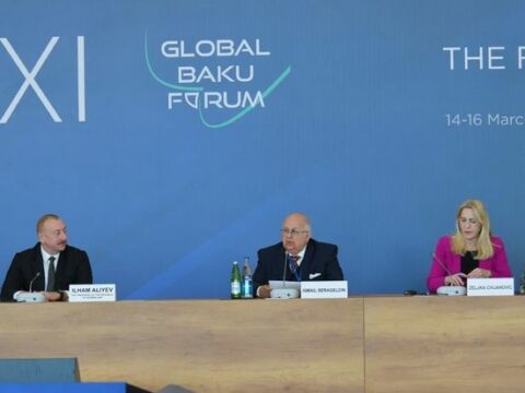 “Bakı Forumu məxsusi müdrikliyə malik tanınmış insanları bir araya gətirən unikal məkandır”