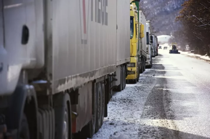 Rusiyanı Ermənistan və Gürcüstanla birləşdirən yol bağlanıb