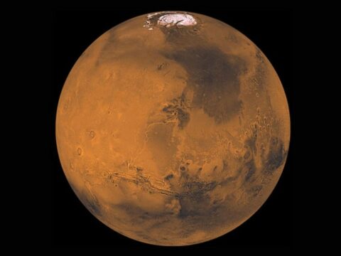 Mars Yer okeanlarının dərinliklərinə təsir edirmiş