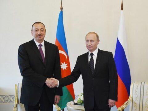 İlham Əliyev Vladimir Putini təbrik etdi