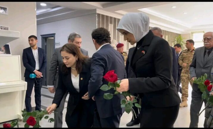 Yüz ildir ki, bir Şam yanır… Yüz ildir ki, bir Şam yanır…