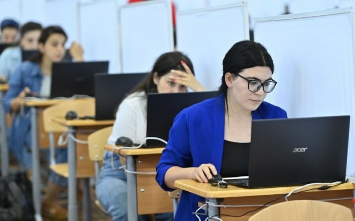 İş yerini dəyişdirmək istəyən müəllimlərin ərizə qəbulu başlayıb İş yerini dəyişdirmək istəyən müəllimlərin ərizə qəbulu başlayıb
