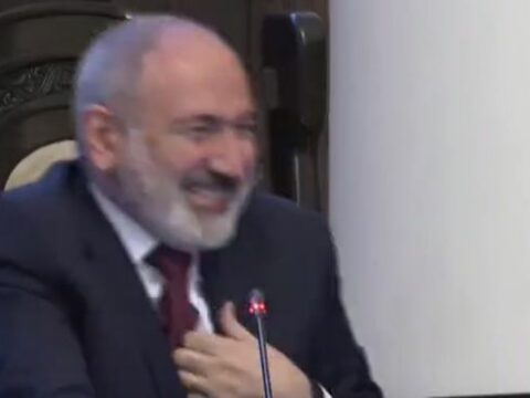 Hökumətin iclasında Paşinyanı güldürən MƏLUMAT