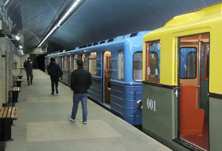 Bakıda metroda Fransa, Zelandiya, Koreya vətəndaşları vaqonları niyə boyayayıb?- ŞOK SƏBƏB+EKSKLÜZİV Bakıda metroda Fransa, Zelandiya, Koreya vətəndaşları vaqonları niyə boyayayıb?- ŞOK SƏBƏB+EKSKLÜZİV