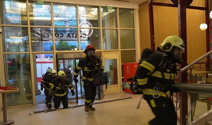 FHN “Nərgiz” Ticarət Mərkəzində təlim keçirdi – Foto